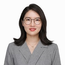 王春雅頭像.jpg