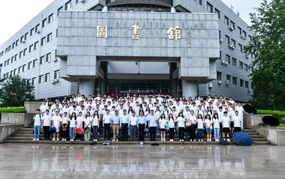 全體2023級學生合照.jpg
