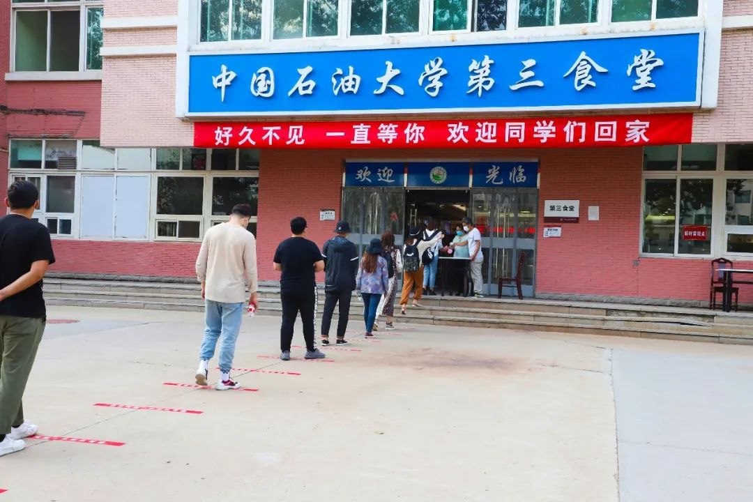38becbd09a3d423ea96828644a461ce9.jpg