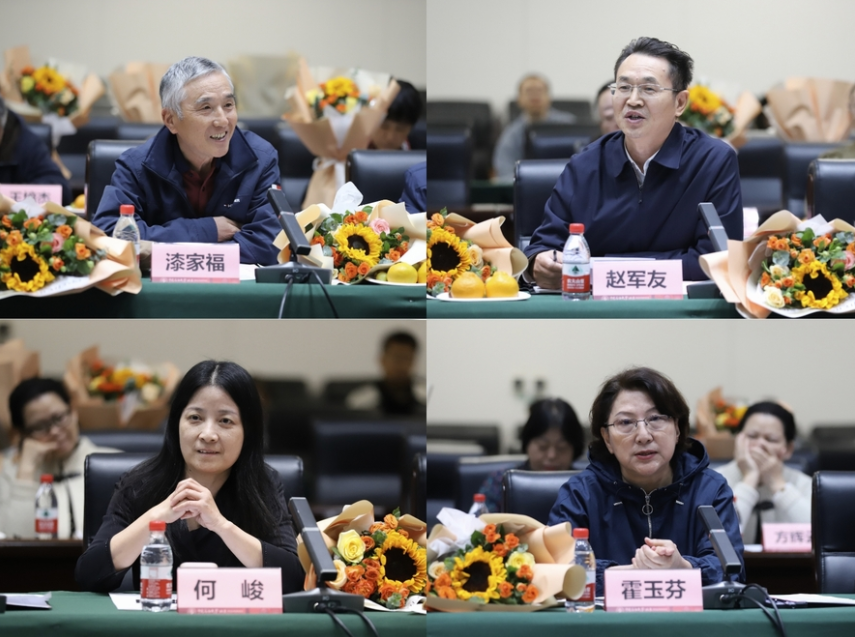 中國石油大學（北京）克拉瑪依校區召開“金色重陽，致敬銀齡”學習習近平總書記給“銀齡行動”老年志愿者代表回信精神座談會