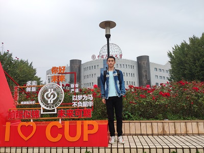 石油工程學院+杜恩達+生活照.jpg