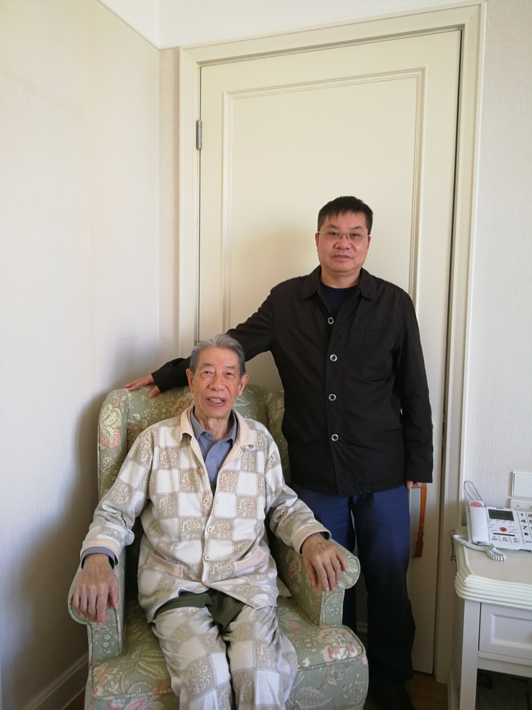 看望陸老師2.jpg