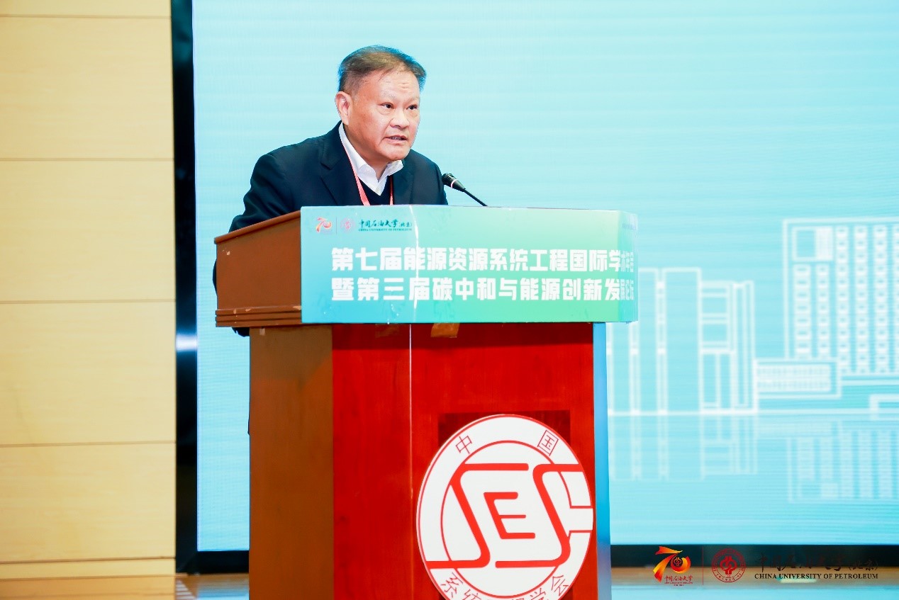 劉心報.jpg